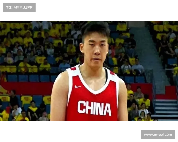 王俊杰NCAA技术与护目镜造型助力亚洲杯首秀吸睛无数 王俊杰NCAA技术与护目镜造型助力亚洲杯首秀吸睛无数